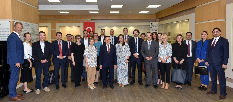 AB Türkiye Delegasyonu heyeti TTSO'yu ziyaret etti